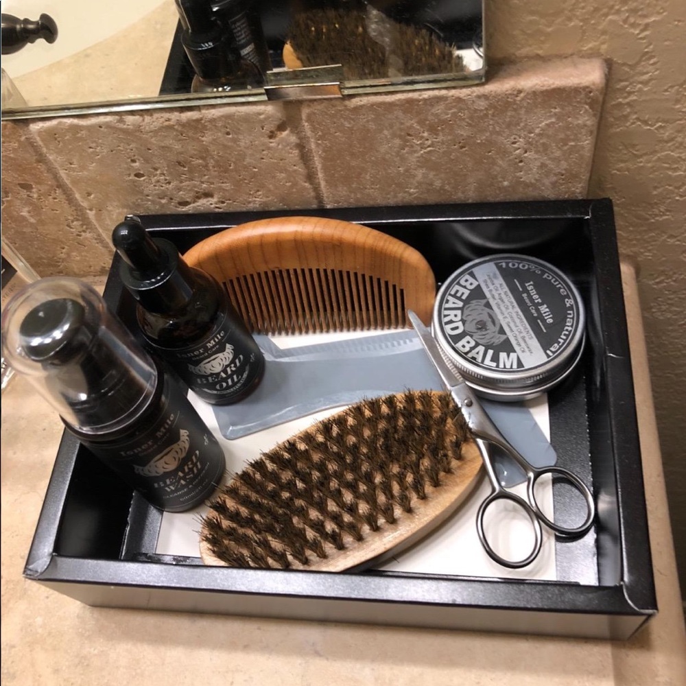 9 piece Organic Beard Kit for men - Picture 2 of 6